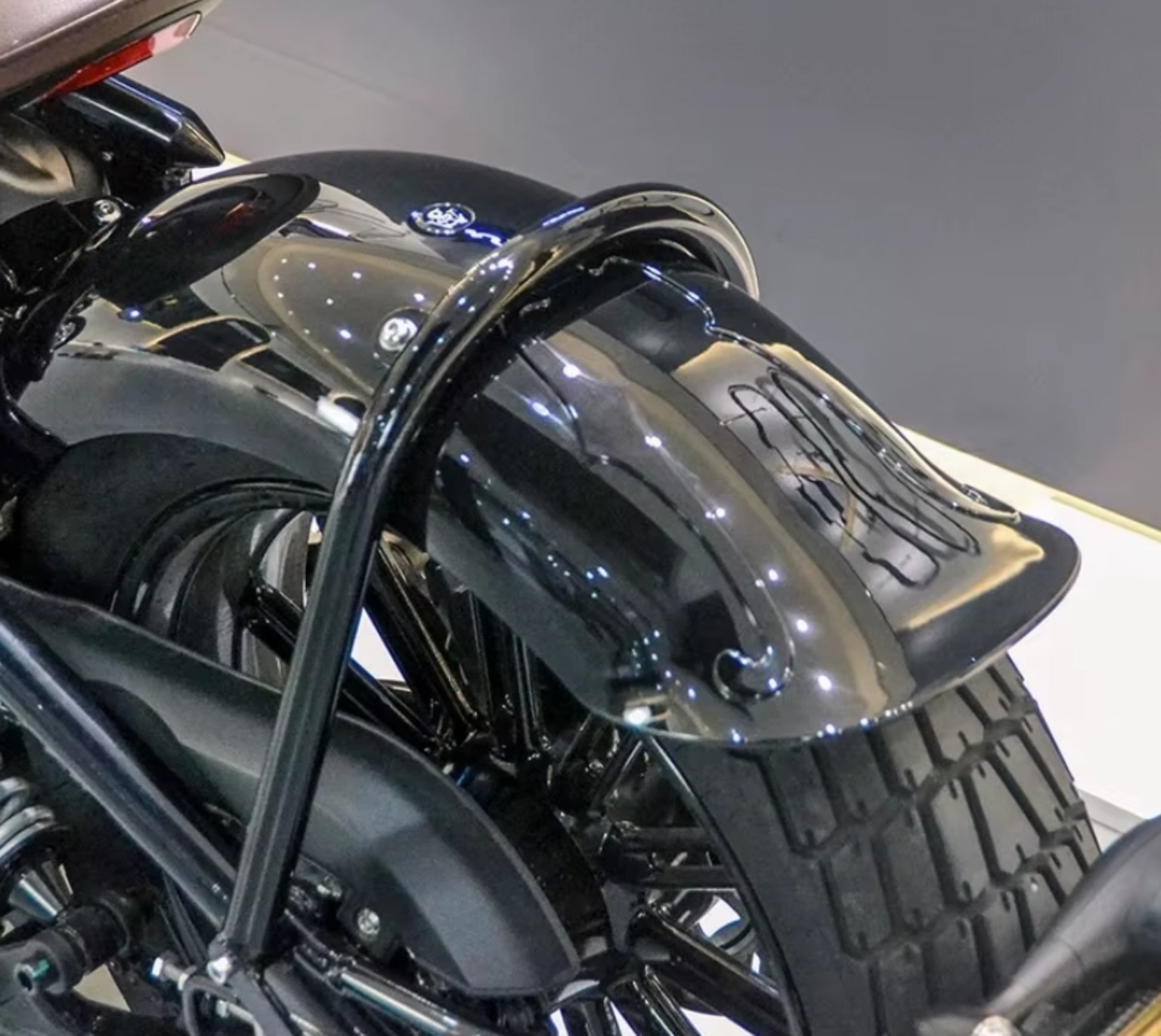 Rear Clean Fender Kit — Quick preview 3
